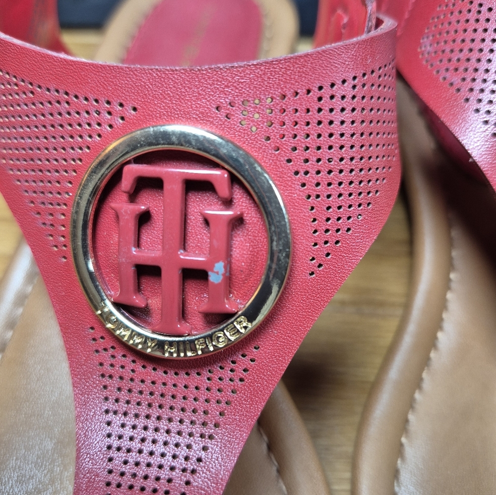 Tommy‎ Hilfiger "Kandess" Block-Heel Thong Sandals - Size 6.5 - Picture 2 of 6